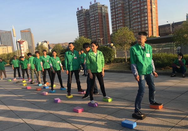 趣味運動會.jpg 趣味運動會.jpg